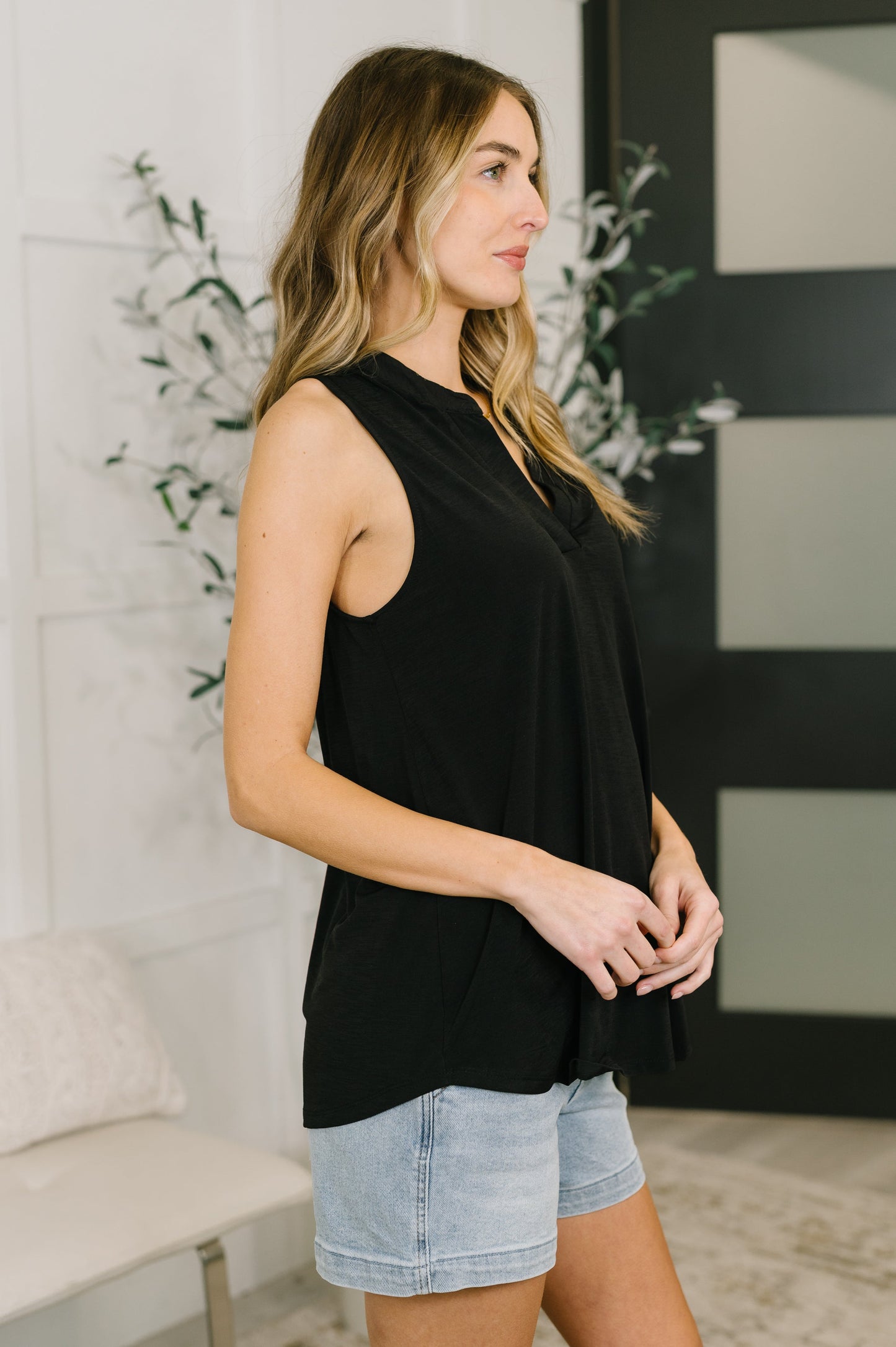 Lizzy Tank Top in Black